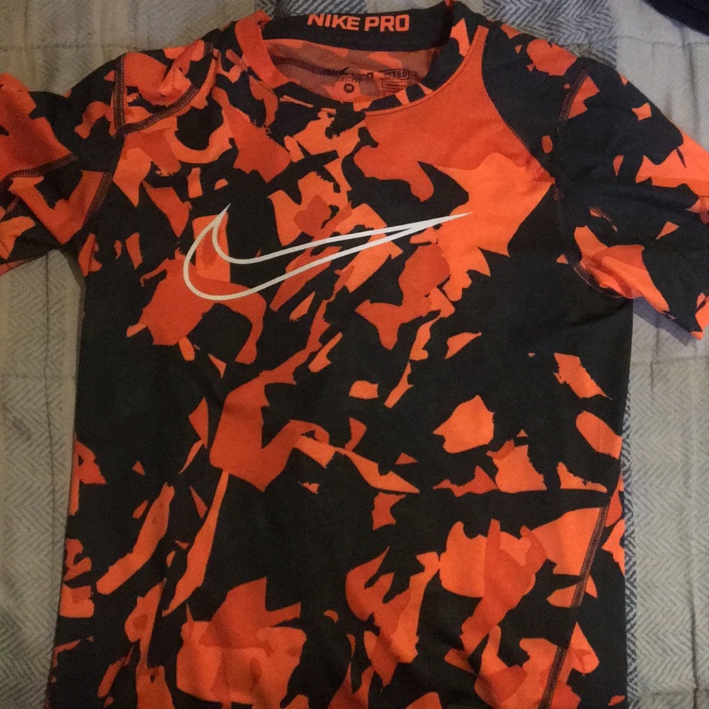 Nike Pro Combat fitted youth tee